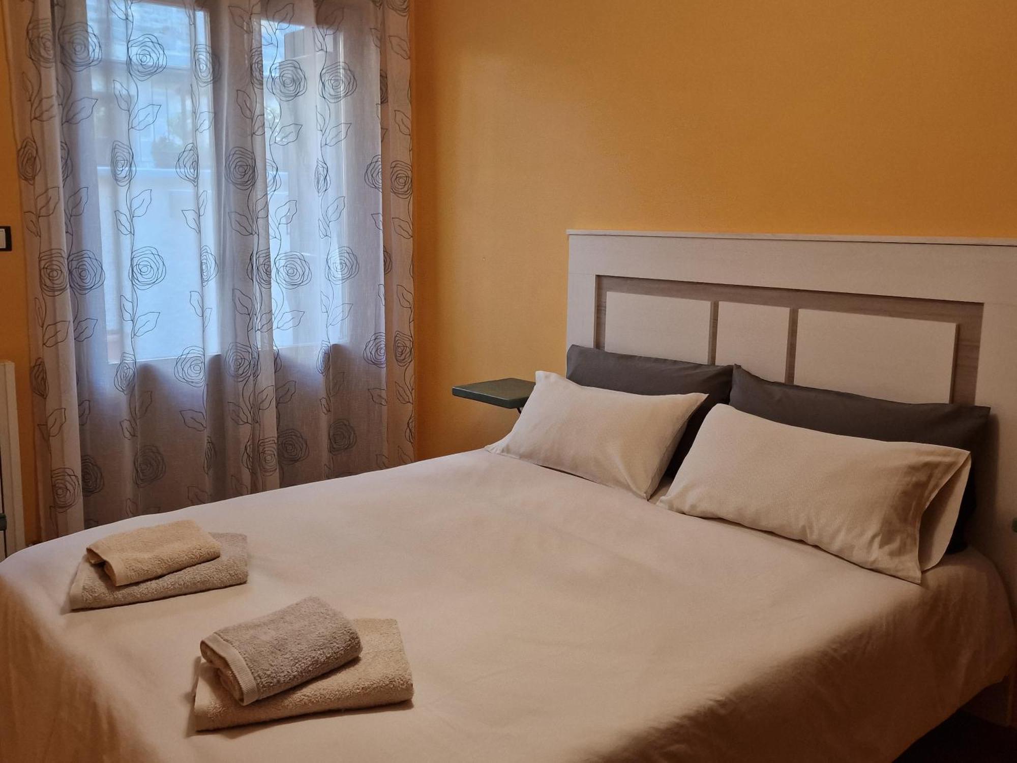 Casa Che Playa & Montana Biescas Apartman Kültér fotó